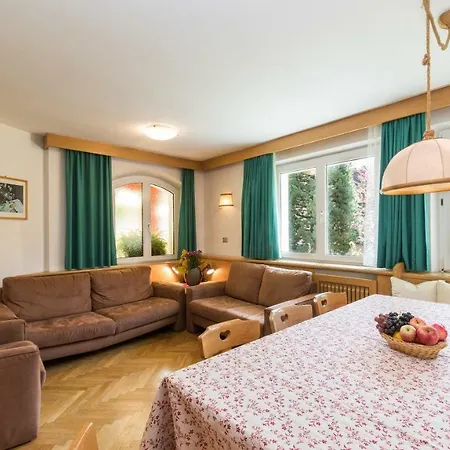 Lejlighedshotel Appartchalet La Rondula